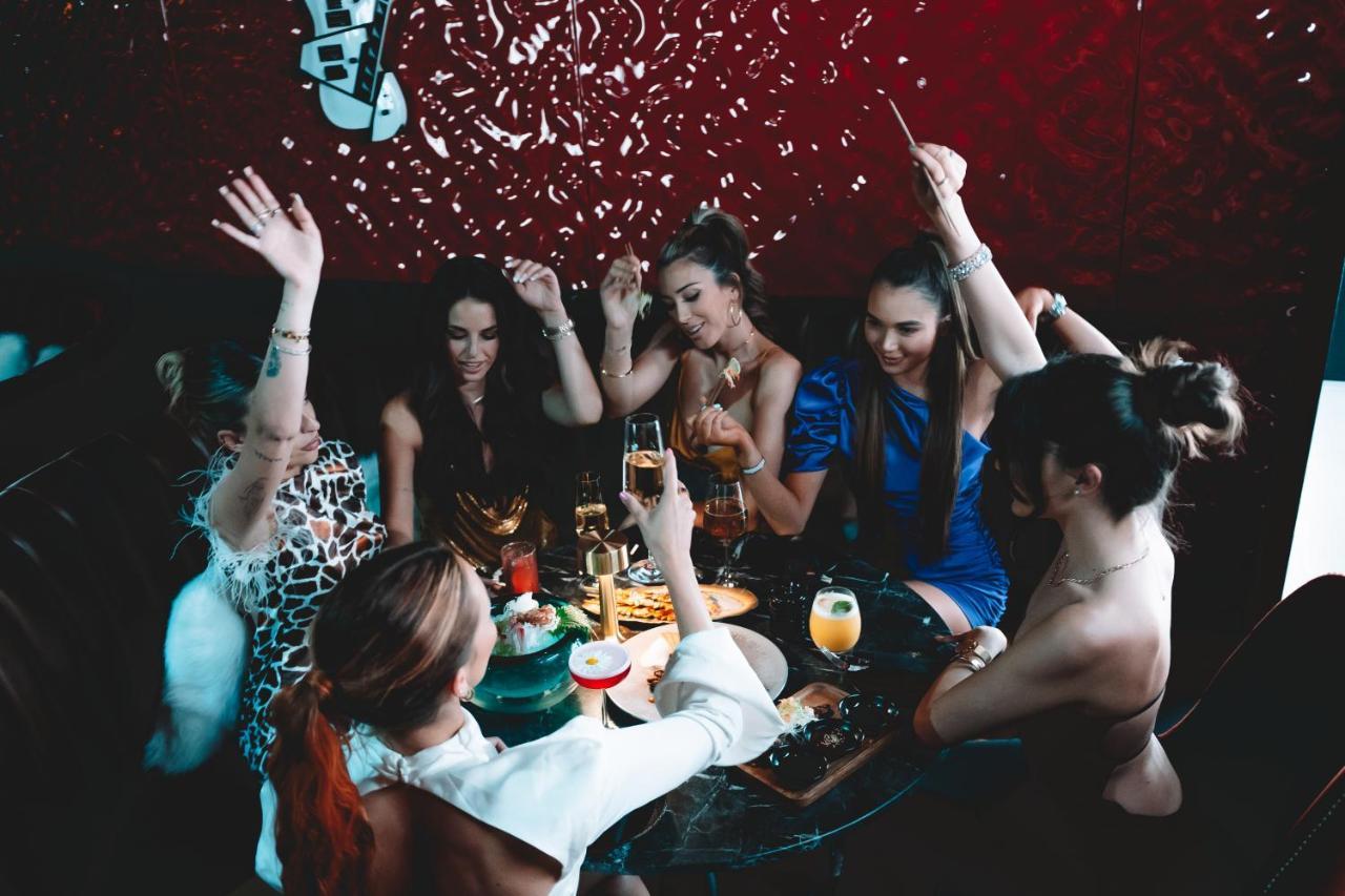 Five Zurich - Luxury City Resort Екстериор снимка Bachelorette party