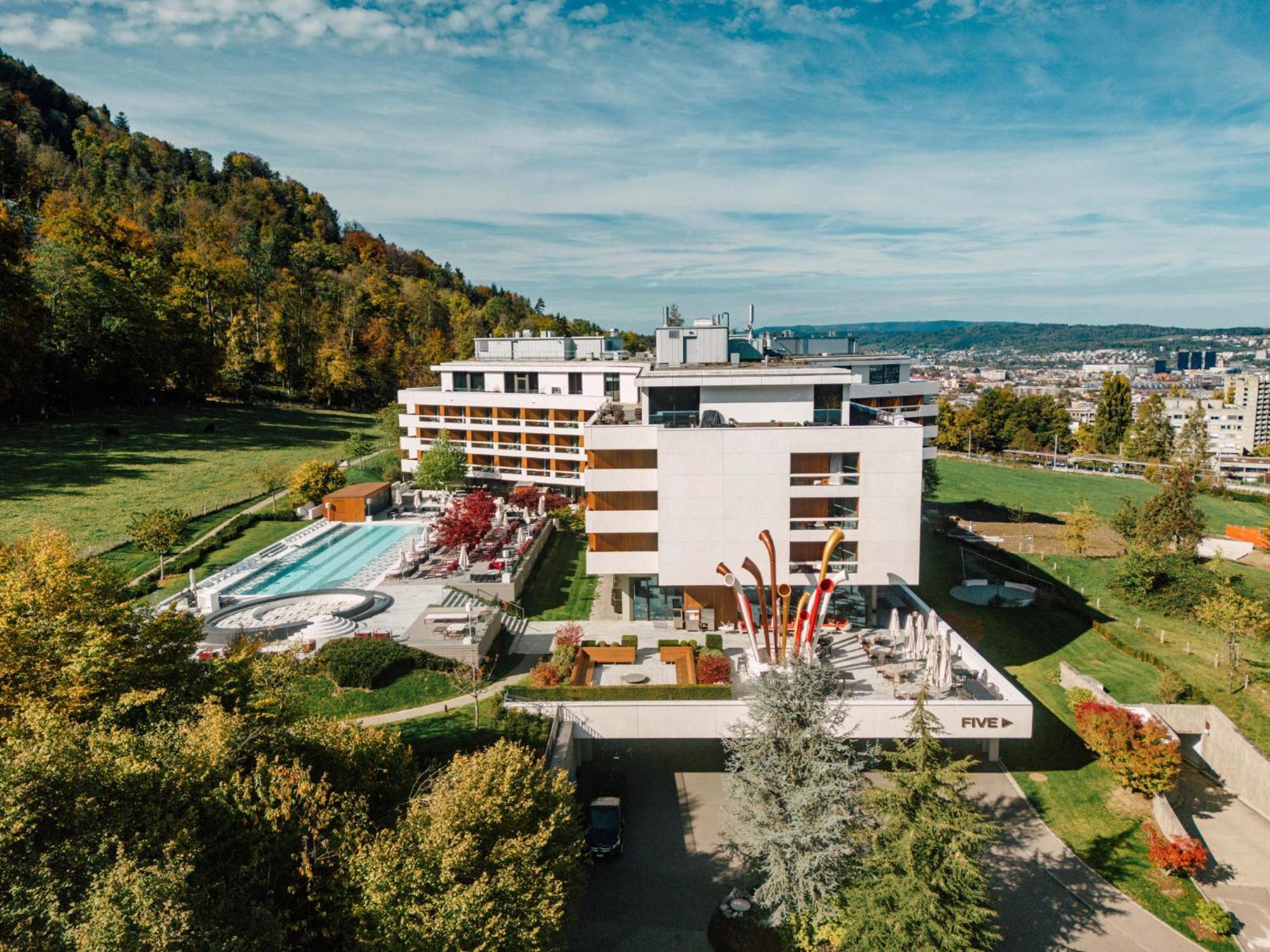 Five Zurich - Luxury City Resort Екстериор снимка The Dolder Grand